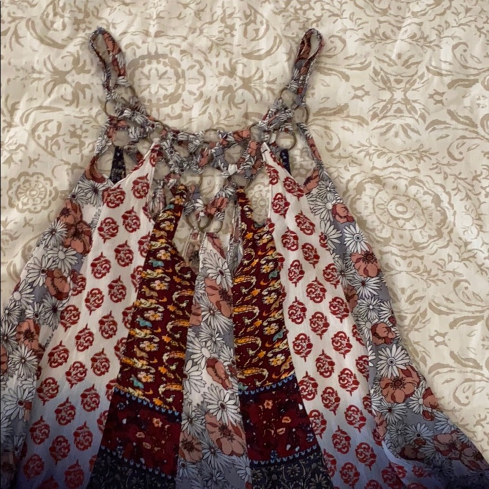 NWT gimmicks (Buckle) boho tank